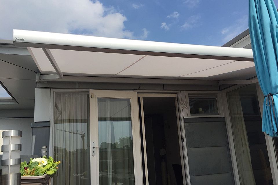 ipanema knikarmscherm voor woning in berkel en rodenrijs 2