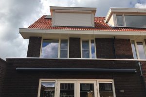 rolluik en knikarmscherm plaatsen bij familie geesterman in berkel 1