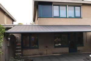 verano monte carlo knikarmscherm voor woning capelle aan den ijssel 1